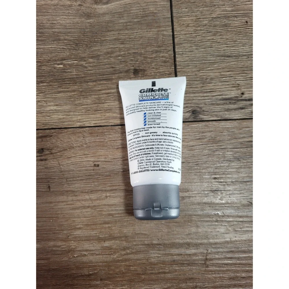 Vintage Gillette Complete Skincare Protect Facial Moisturizer 1.7 Oz New